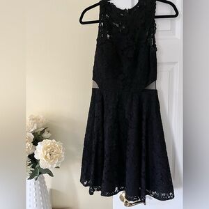 XSCAPE Juniors Size 8 black formal cocktail dress